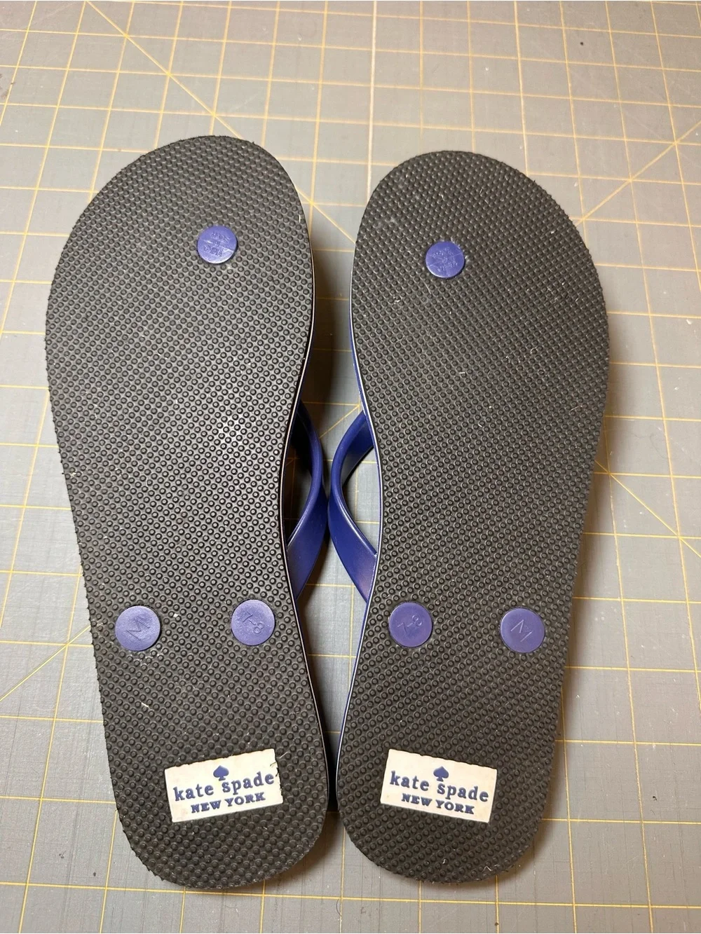 Kate Spade New York Navy Stripe Flip Flops Sz 7-8 Gold Spade Logo